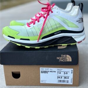 The North Face Women's Vectiv Infinite Trail Running Shoes 🏃‍♀️⛰️